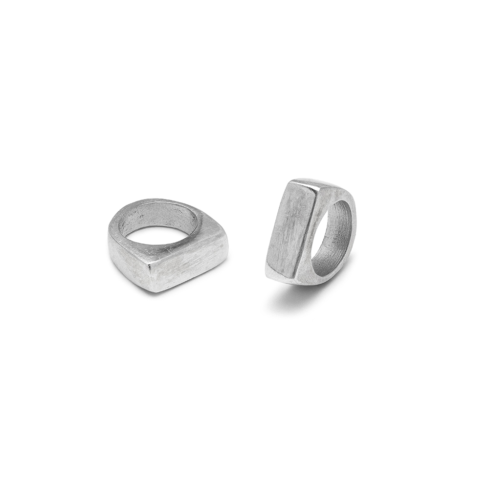 Inel geometric Vestopazzo Italia – Aluminiu reciclat, design rectangular