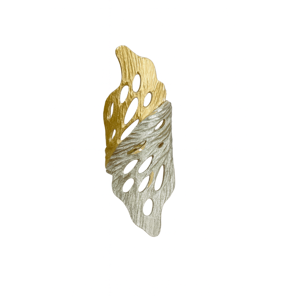 Inel lucrat manual din alamă cu patină argintie – Tina Kotsoni