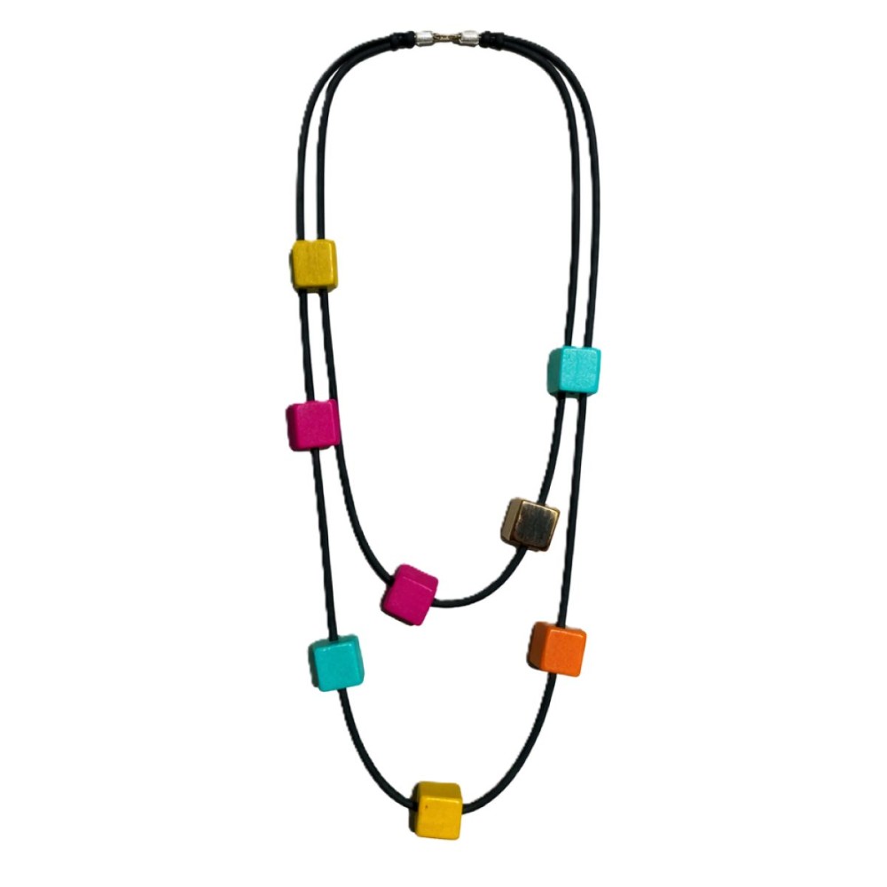 Colier artizanal cu cuburi colorate din lemn și șnur silicon – Import Italia