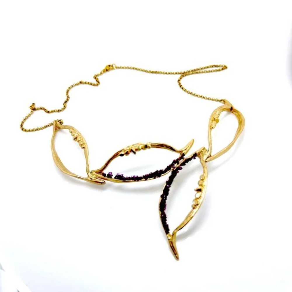 Colier Rich Opulence K1147PLUM din alamă cu cristale culoarea prunei – Creație Tina Kotsoni