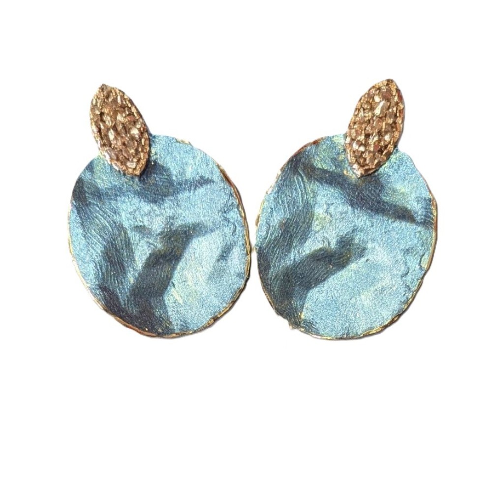 Cercei aurii cu patină turcoaz și cristale champagne – creație Tina Kotsoni